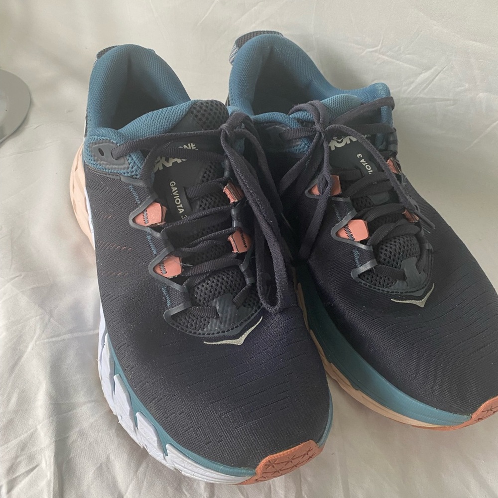 Men’s shoes size 11